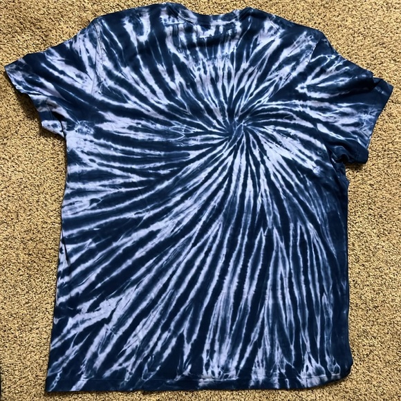 J Crew Tie Dye Tee in blue. Size Large - Picture 3 of 3